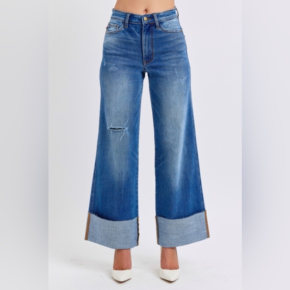 NEW❄️Judy Blue Full Size Distressed High Waist Wide Leg Jeans - Picture 2 of 10